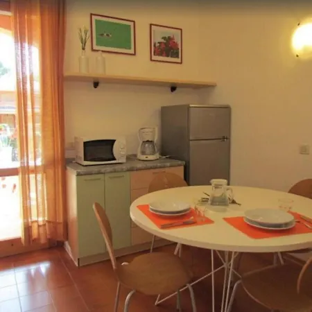 Great Apartment In Residence With Private Garden - Parking - Airco - Pools *