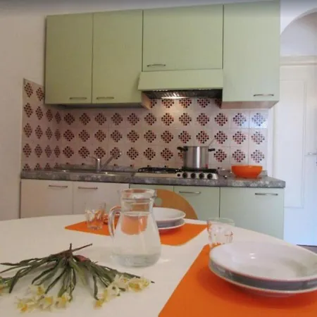 度假居 Great Apartment In Residence With Private Garden - Parking - Airco - Pools