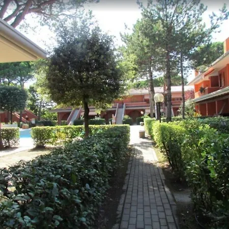 Great Apartment In Residence With Private Garden - Parking - Airco - Pools Dom wakacyjny Bibione